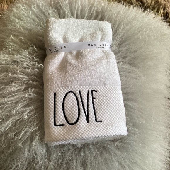 Rae Dunn Hand Towels - Picture 1 of 5